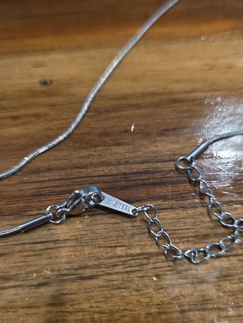 Coach Horse And Carriage Pendant Stainless Steel - Picture 3 of 4